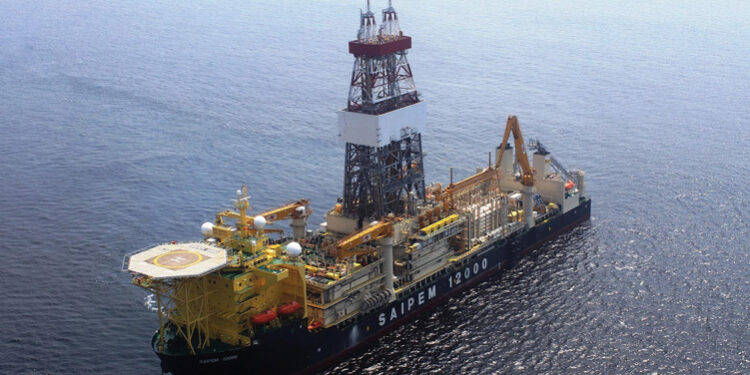Namibian operator strikes offshore oil gold