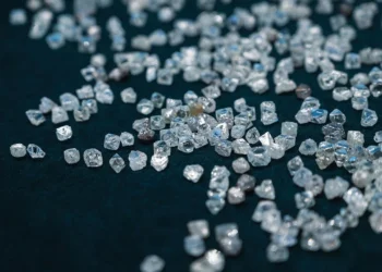 Angola to reduce supply of small diamonds