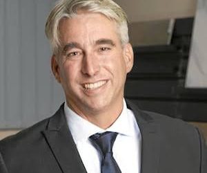 Top CEO and business leader leaves South Africa for Australia